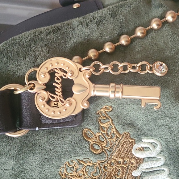 Juicy Couture Bag ๐ค - Picture 3 of 6